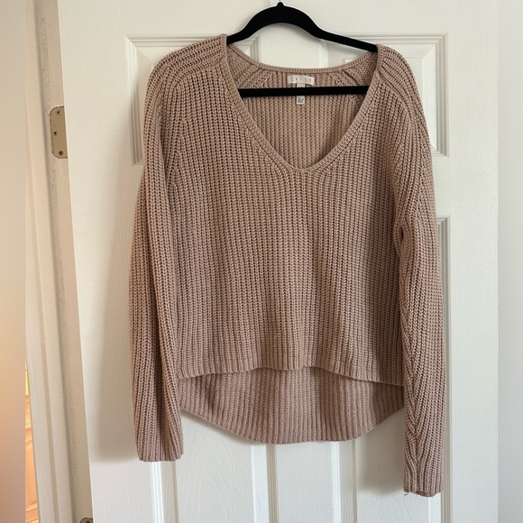 Sweater-style blouse - Picture 2 of 4